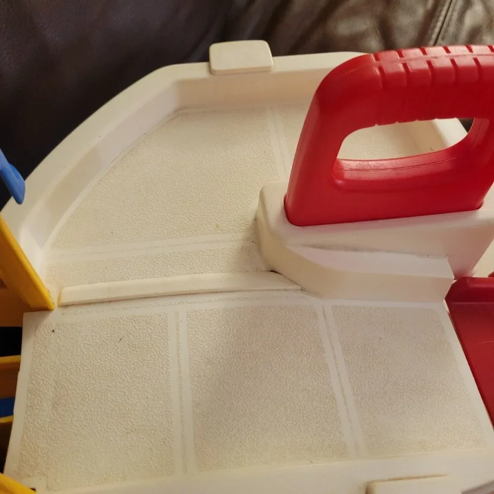 Vintage Fisher Price 1995 Little People Parking Garage with Elevator, cars ppl - Picture 6 of 12